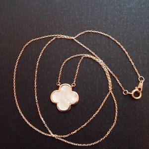 Solid 14k yellow gold VCA necklace, 18", new